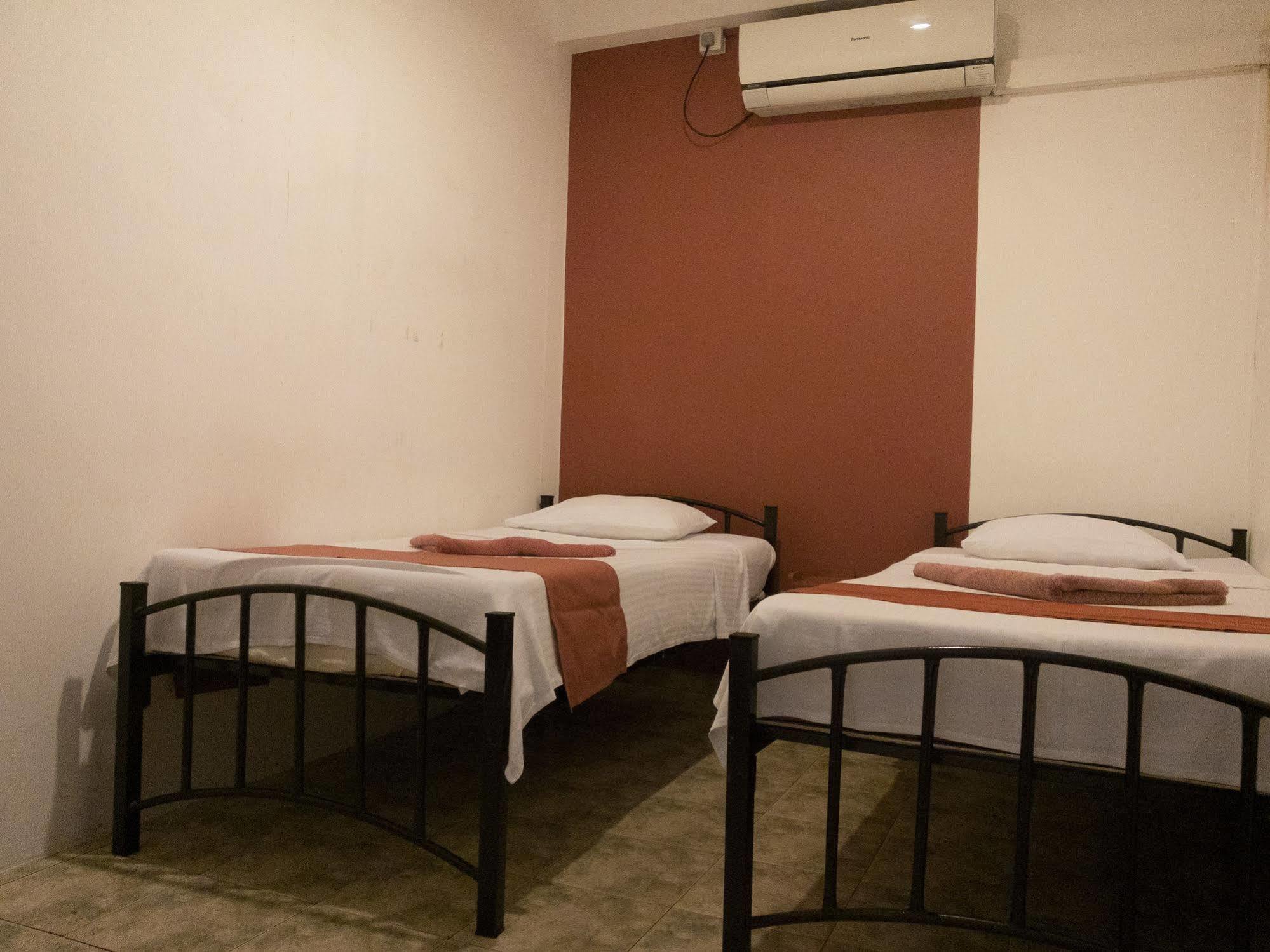 Backpack Lanka Hostel Colombo Kültér fotó